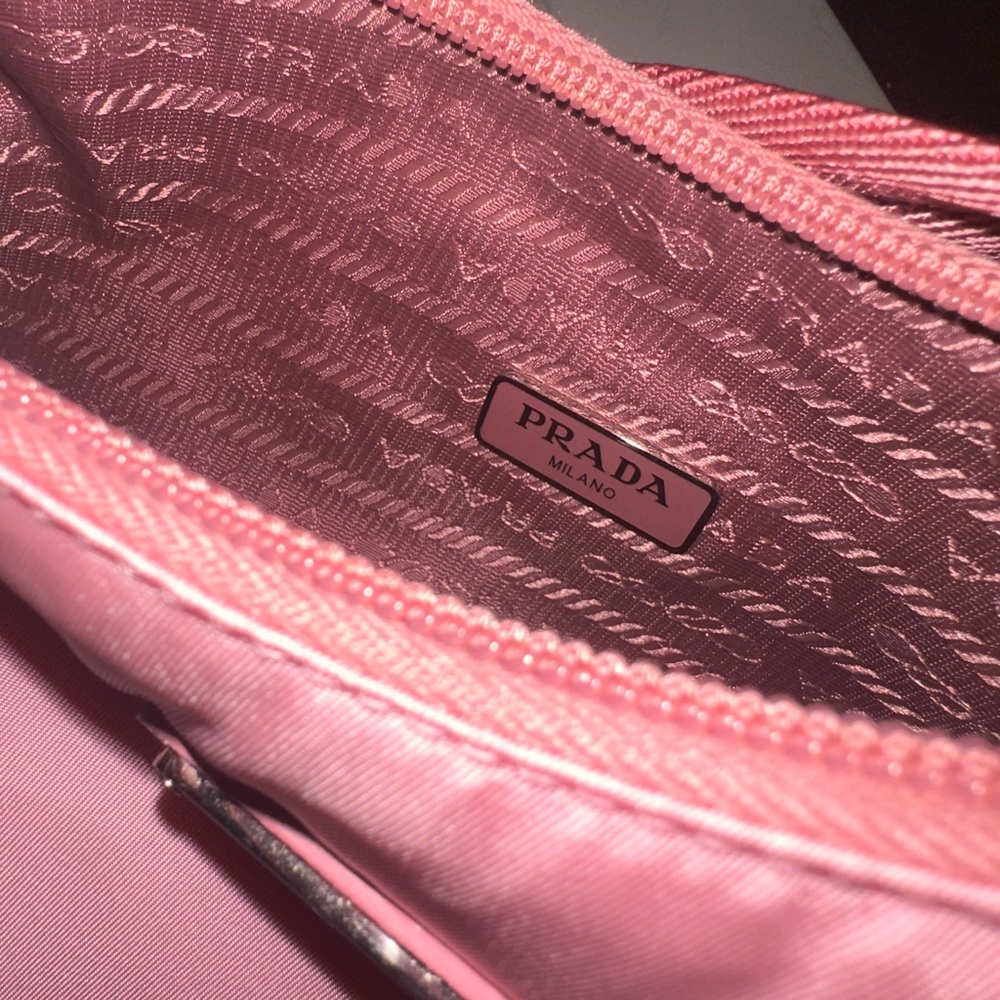 Re-Nylon Prada Re-Edition 2000 mini-bag (brand new, never used) - Picture 3 of 5